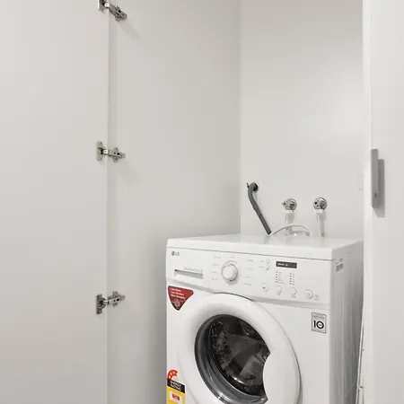 Platinum City Serviced Apartments Melbourne Room photo